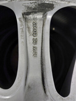 Originál alu disk BMW řada 5 velikost 18" - 7