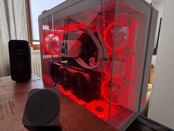 Prodám výkonnou herní PC sestavu Asus RTX 4080 - 7
