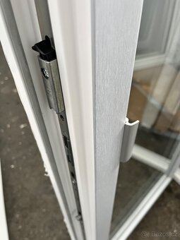 5KUSŮ BALKÓNOVÉ DVEŘE SVĚTLÝ ANTRAZIT 88x228-PLZEŇ - 7