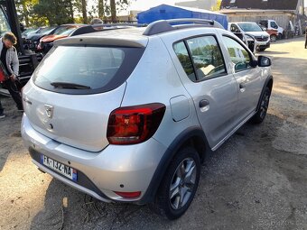 Dacia Sandero 0,9i Stepway - 7