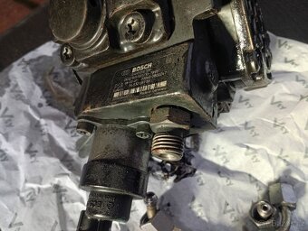 PEUGEOT 4007, CITROEN C-CROSSER 2,2HDI 4HN VSTŘIKY A ČERPADL - 7