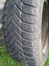 Sada starších zimních pneu s diskem - 195/65 R15 - 7