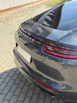Porsche Panamera 4 E-Hybrid - 7