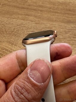Apple Watch SE 40mm (baterie 100%) - 7