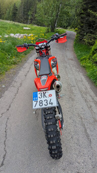 Beta RR 300 – r.v. 2023, výborný stav, jen 21 mth, výbava na - 7
