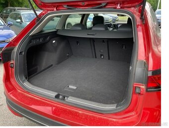 Pasat BUSINS 1.5eTSi 150PS FaceLift ACC Tažn NAV AL DPH 6/24 - 7
