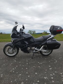 Honda XL1000 V Varadero - 7
