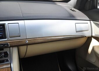 Jaguar XF 2.2 I4D SPORTBRAKE - 7