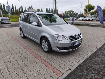 VW Touran 2.0 TDI 103 kW - 7