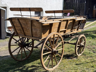 Starý kočár / bryčka za koně - 7