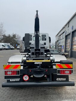 IVECO X-WAY 300X50P HR OFF 6x4 hákový nosič kontejneru 20T - 7
