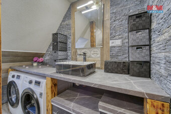 Prodej bytu 3+1, 60 m², Chodov u K. Varů, ul. Bezručova - 7