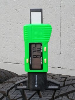 Zánovní zimní orig alu Škoda Scala Pirelli 205/50/17 8,5mm - 7