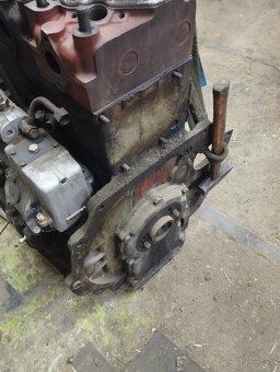 Motor, náprava Zetor 3011 - 7