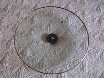 sada skleniček ve stojánku, poklice a forma na řepánky - 7