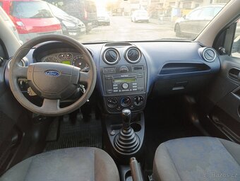 Ford Fiesta 1.3 i - 7