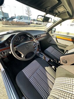 Mersedes Benz 230 koupe - 7
