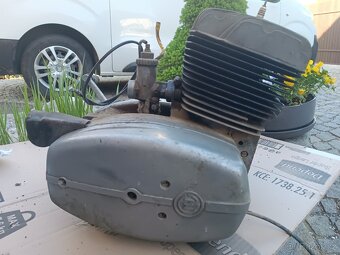 Funkční motor ČZ 175/487 - 7