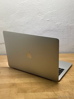 MacBook Pro 13” 2017/16GB RAM/i5/256GB SSD/ Záruka - 7