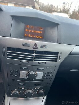 Opel Astra Combi 1.7 CDTI 2007r.v. - 7