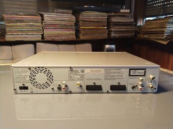 Panasonic DMR-ES35V VHS DVD rekordér / DV vstup - 7