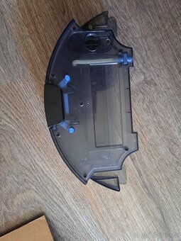 Robot vysavač - 7