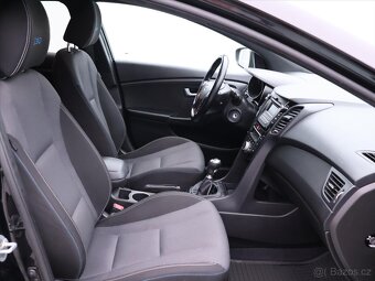 Hyundai i30 1,6 CRDi 81kW Aut.klima CZ 1 Maj (2017) - 7
