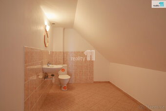 Chalupa nebo rodinný dům v Myslívě - 7