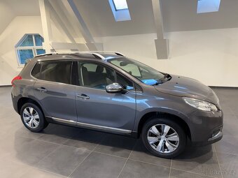 Peugeot 2008 1.2 PureTech 60 kW Allure nová STK a servis - 7