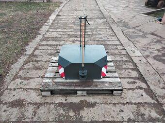 Traktorové závaží - 7