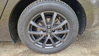 Mazda 6 Revolution Top 2.5 G 194 AT 143 kW benzín - 7