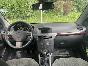 Opel Astra H - 7