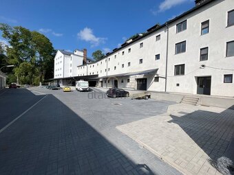 Pronájem skladových/výrobních prostor 397 m2 - U Dolního Skr - 7