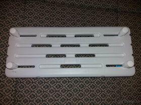 Toaletní židle, sedačka na vanu a francouzské berle - 7