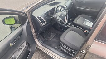 Hyundai i20 1,2 16v 62kw rv.11/2012 - 7