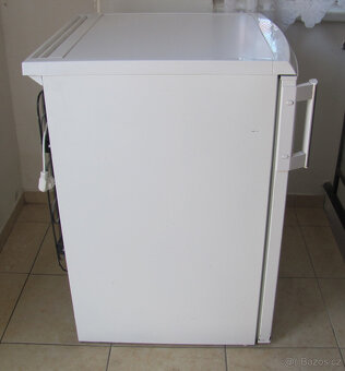 CHLADNIČKA S MRAZNIČKOU AEG - A++ - 85cm - 7