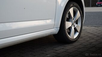 Škoda Octavia III COMBI dvě sady kol - 7