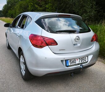 OPEL ASTRA 1.6 BENZÍN, ROK 2010, NAJETO 118.700 KM - 7