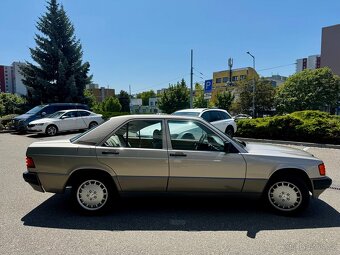 Mercedes-Benz 190e 2.3 8v Švýcarská verze - 7
