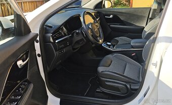 Kia e-Niro 40 kWh 11/2021, 3F, stav nového auta, +DPH - 7