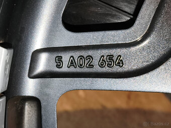 BMW iX (I20) - originál 21" alu so zimnými pneu - 7