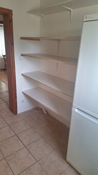 Pronájem prostorného bytu u Prahy – jen přímému zájemci - 7