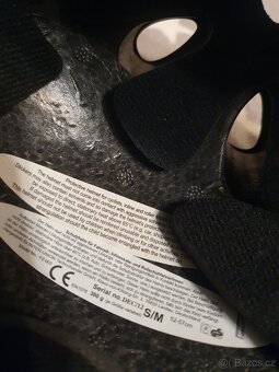 Helma a lyžařské brýle - 7