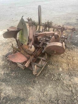 Prodám traktor BELORUS 082,mozne dokoupit příslušenství. - 7