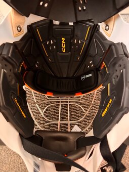 MASKA CCM AXIS F9 SR - 7