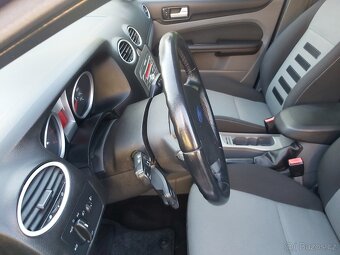Ford Focus Sport 1.6 74 kw, 2009, servisované - 7