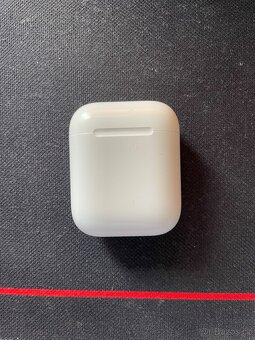 AirPods (2 generace) - 7