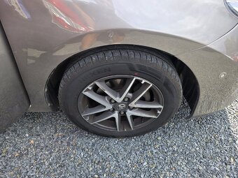 Toyota Auris
1.6 Automat Kei Kamera - 7