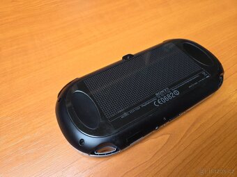 "REZERVACE" Sony Playstation PS Vita 1100 (OLED, 3G) - 7