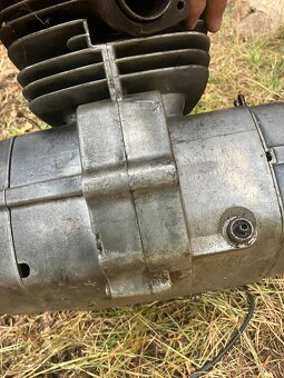 Čz 125/476 Oilmaster pěkný motor - 7